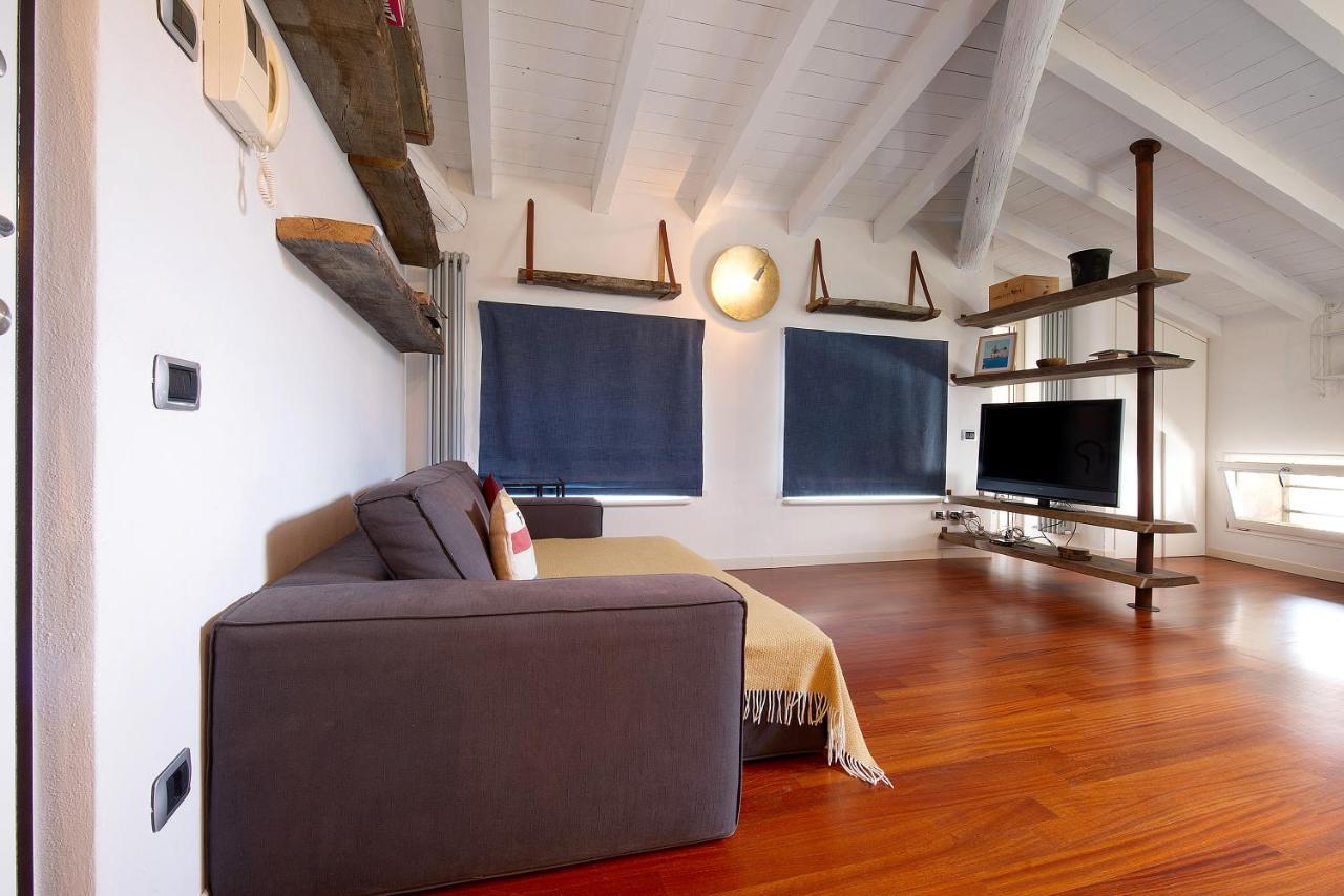 Penthouse In Citta Alta - Bergamo Apartment Bagian luar foto