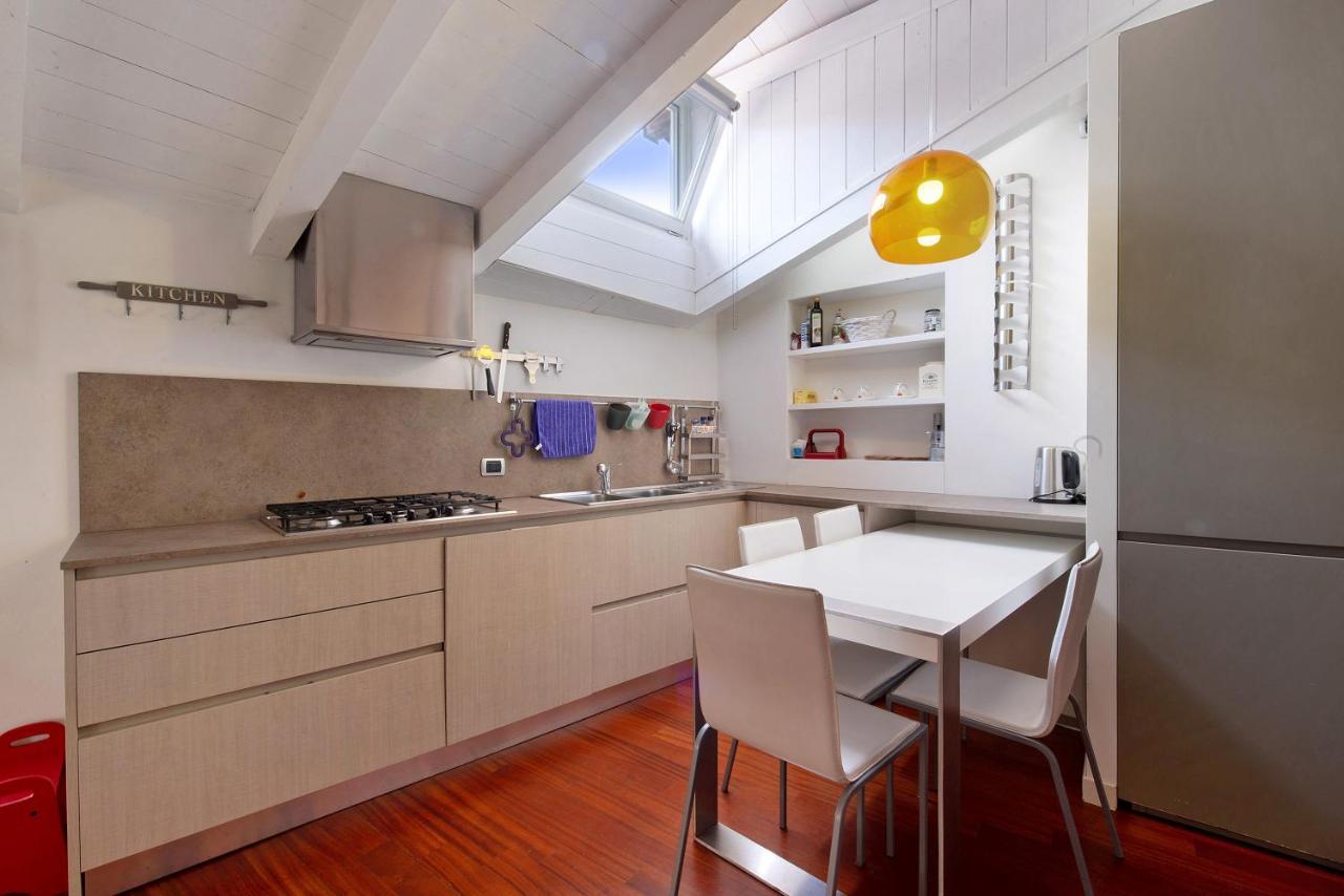 Penthouse In Citta Alta - Bergamo Apartment Bagian luar foto