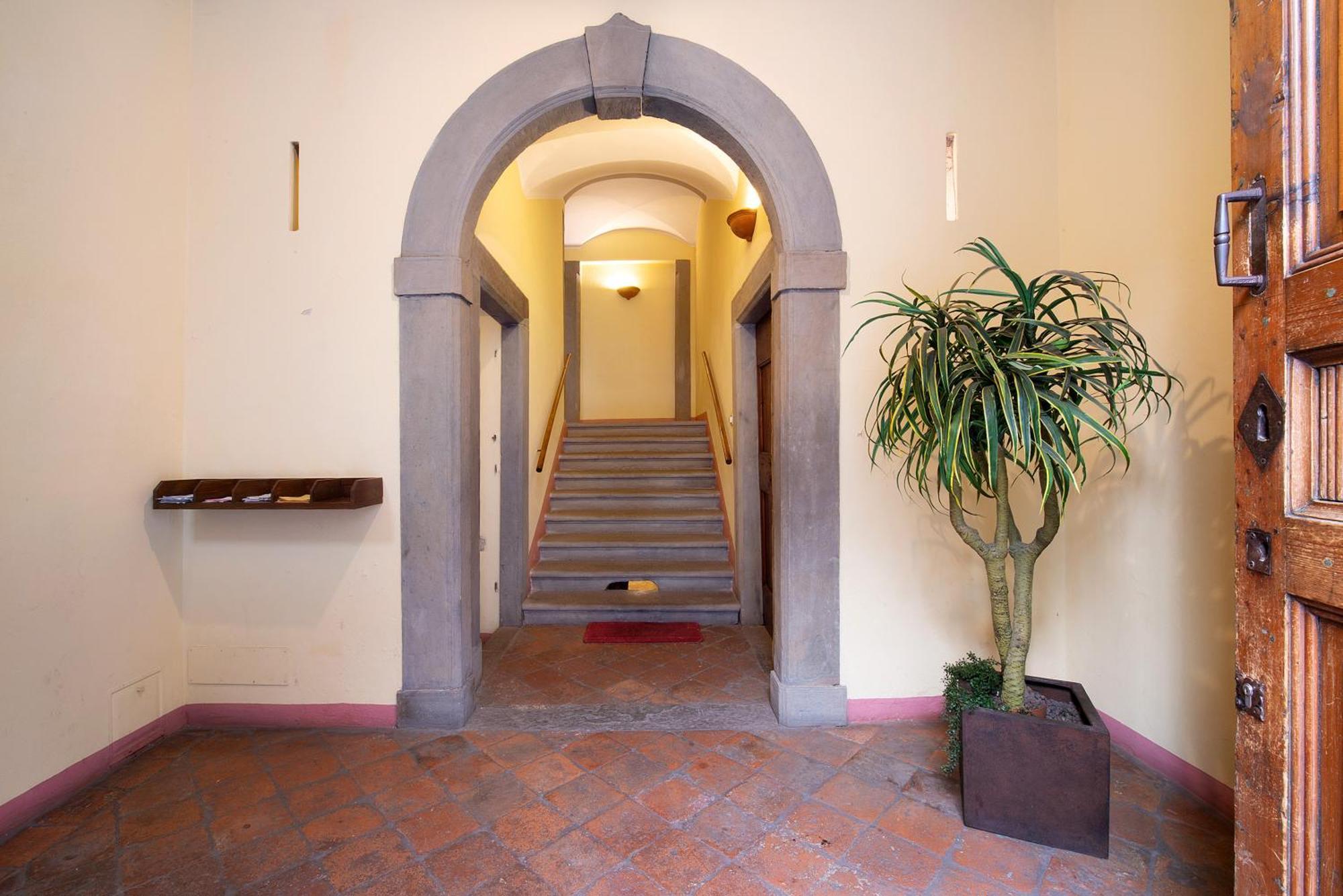 Penthouse In Citta Alta - Bergamo Apartment Bagian luar foto